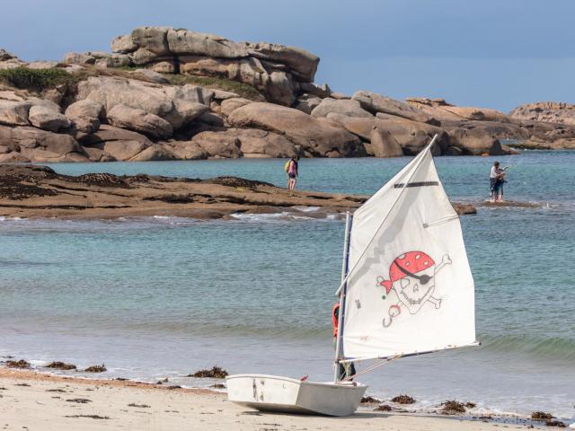 Ecole de voile Trégastel