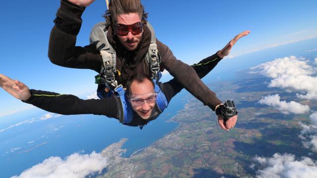 Saut chute libre tandem 7eme ciel parachutisme
