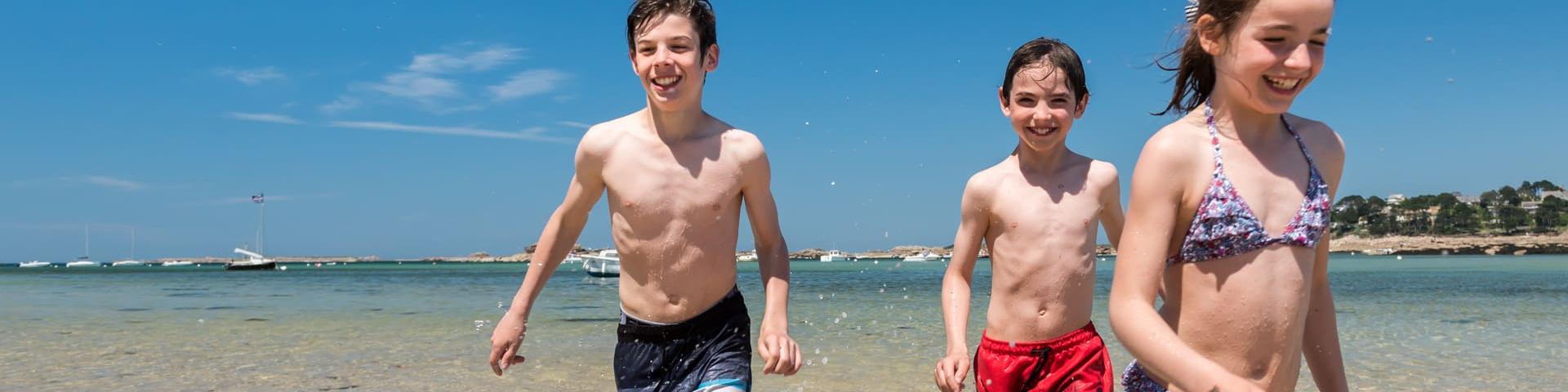 A la plage en famille à Trébeurden