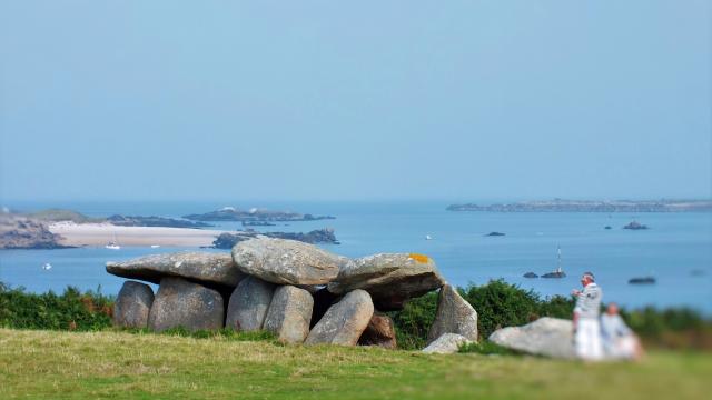 Ile Milliau Allée Couverte