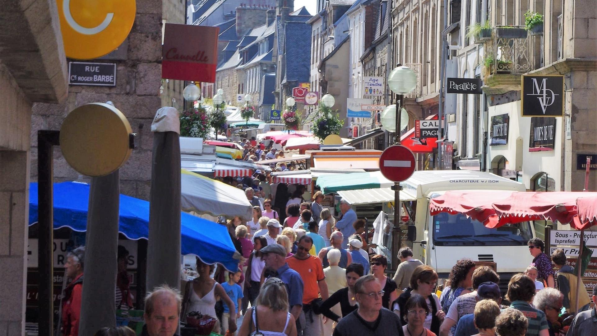 Explorer le marché de Lannion | Office de Tourisme de la Côte de Granit