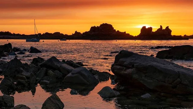 Instagram #plougrescant