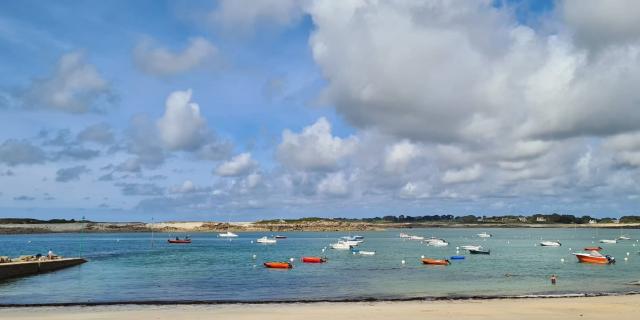 Plage De Pors Gelen Ile Grande