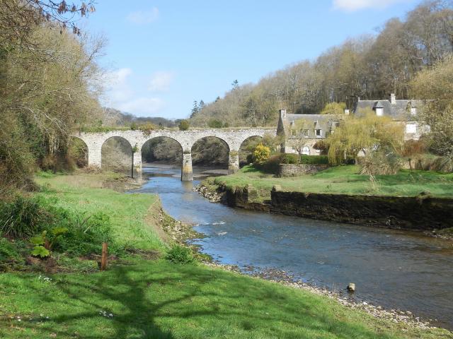 aqueduc Plouguiel