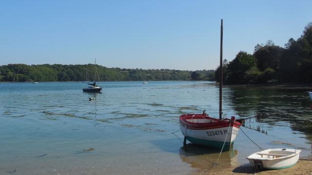 Port De La Roche Jaune