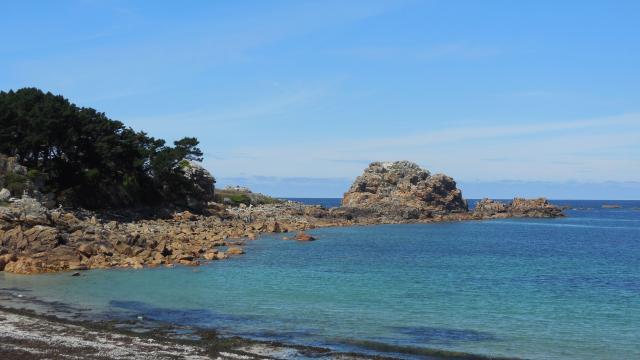 Pointe Du Château Plougrescant