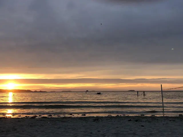 Stand Up Paddle au crépuscule à Trestel