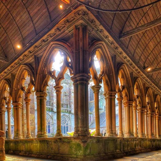 Instagram #treguier