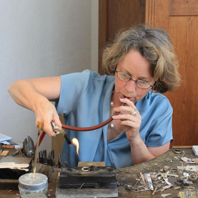 Jutta Behr-Schaeidt - joaillière-bijoutière