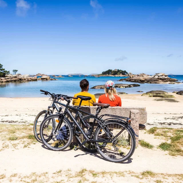 A Vélo sur la Côte de Granit Rose - Trégastel