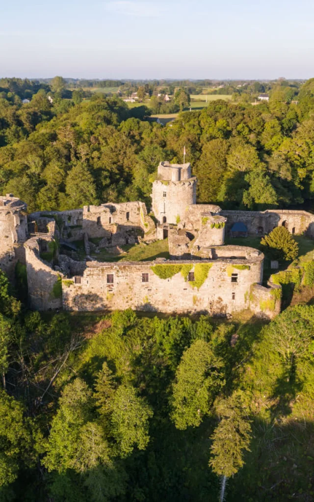 Oder-gehen-im-April-Tonquédec - Die Laterne