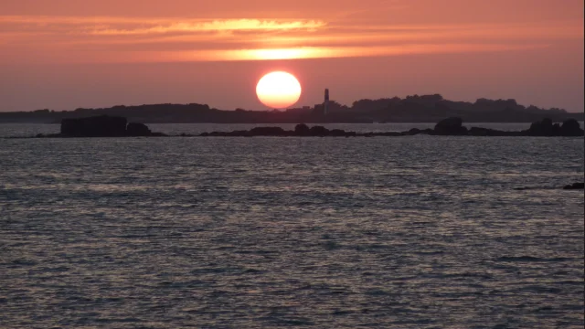 Sunset Port Béni Pleubian