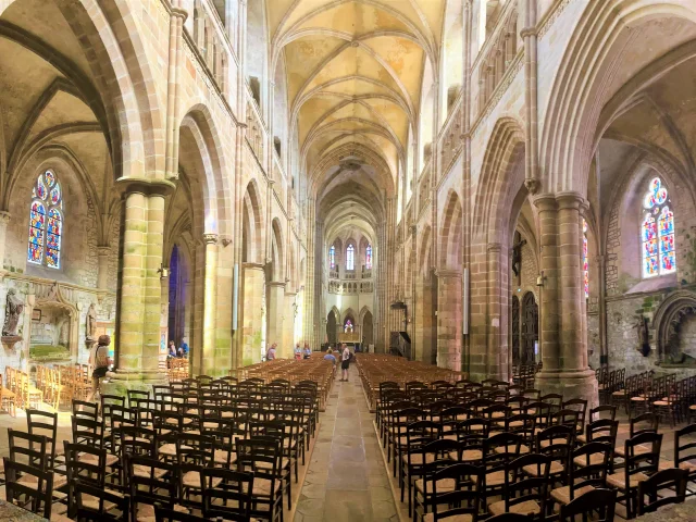 Visite Guidee De Treguier Yann Josselin 43