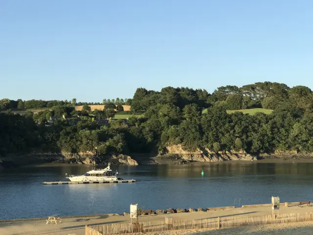 Grenier De La Tour Vue Treguier 6 1