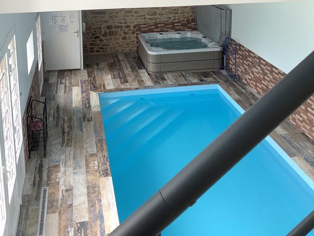 La Belle Hermine Piscine Et Spa Rotated