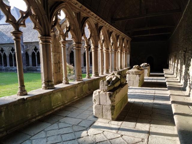 Cloitre De Treguier 1