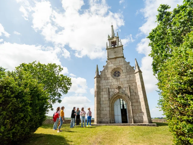 Visite Guidee De La Roche Derrien 1