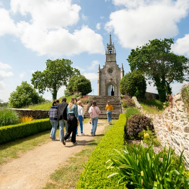 Führung Durch La Roche Derrien 8