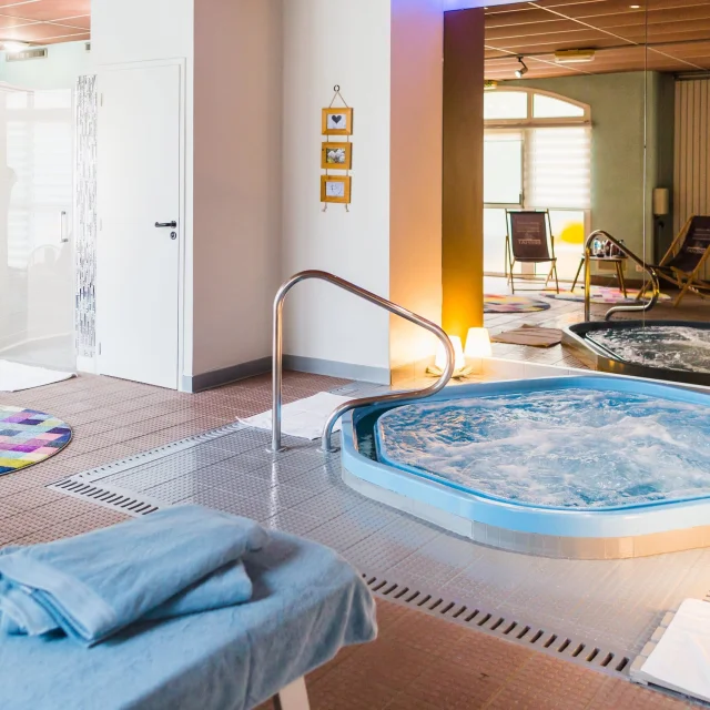 Hotel Aigue Marine Spa Jaccuzi Treguier