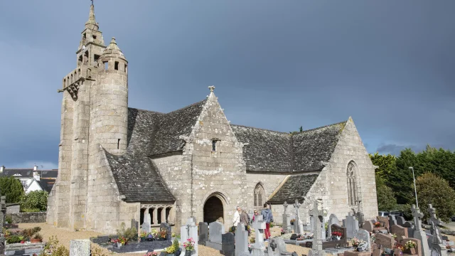 Les Eglises Beaumanoir Eglise Nd De Tredrez C Alex Kozel.jpg