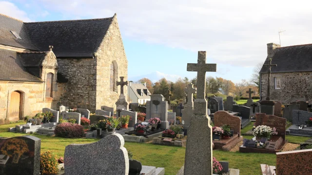 Quemperven Printemps Des Cimetieres C Ltc Morgane Le Roch