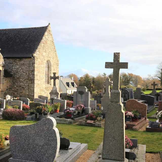 Quemperven Printemps Des Cimetieres C Ltc Morgane Le Roch