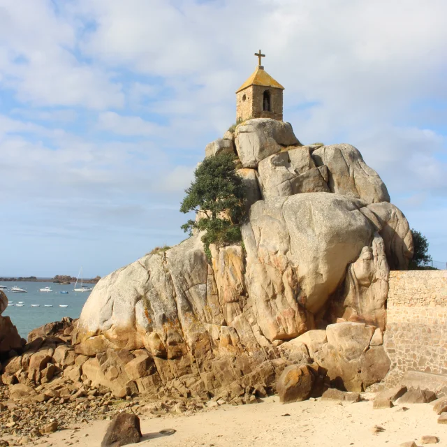 Rocher De La Sentinelle Port Blanc