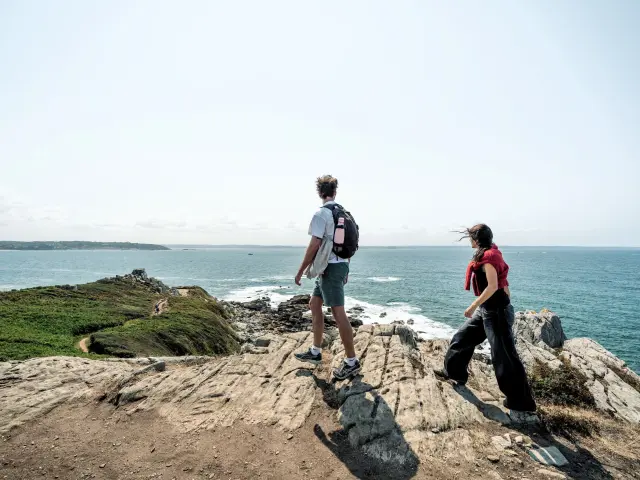 Hiking at Bihit Point, Trebeurden