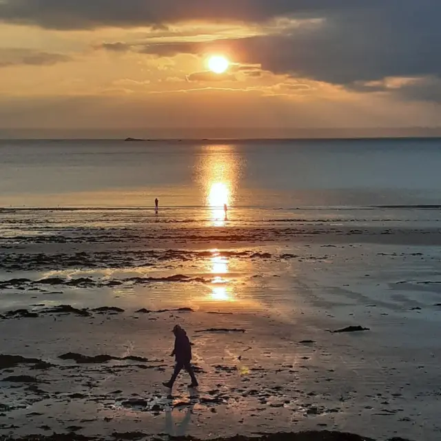 Instagram #cotedegranitrose