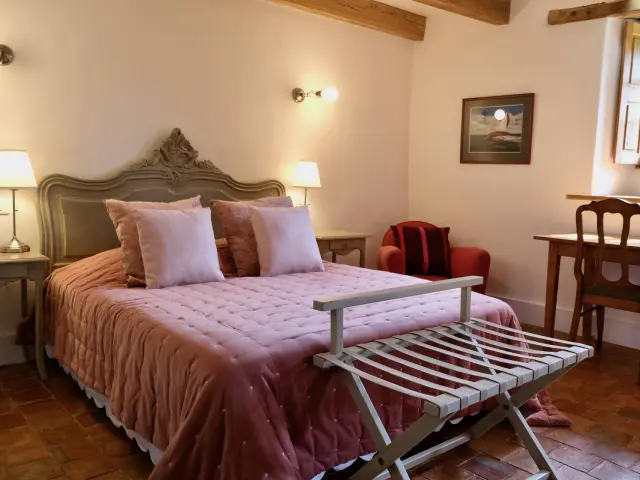 1 Purple King Chambre Manoir De L Isle 2